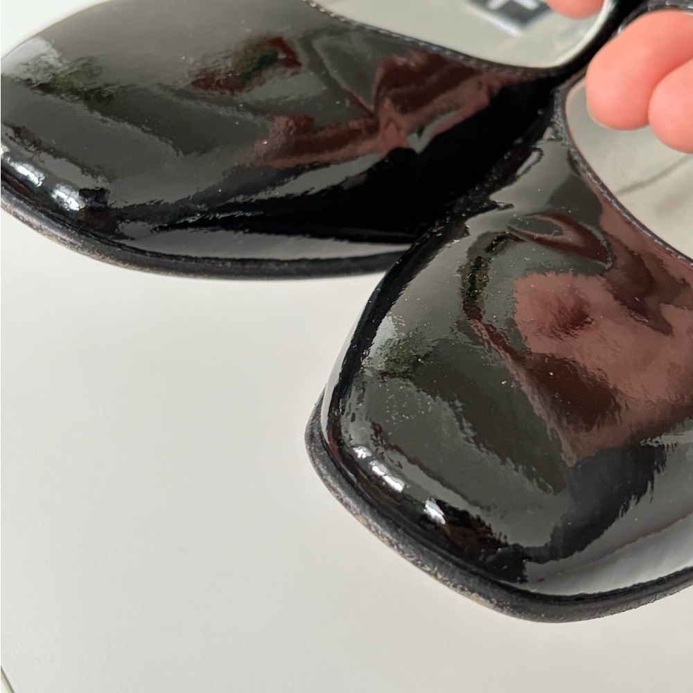 Carel Paris Black Kina size 38 Mary Jane black patent leather pumps - Picture 8 of 8